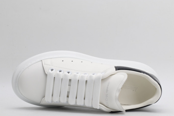 alex mcqu sneakers
