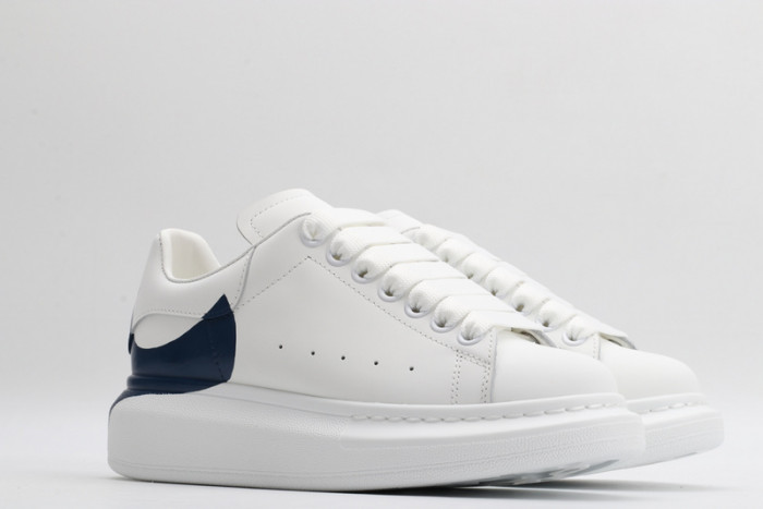 alex mcqu sneakers