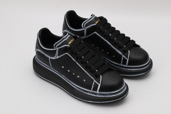 alex mcqu sneakers