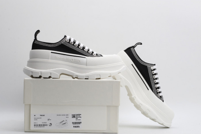alex mcqu sneakers