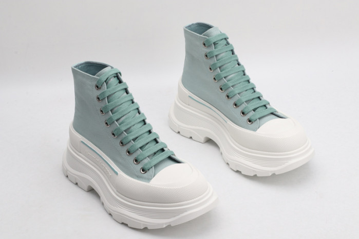 alex mcqu sneakers