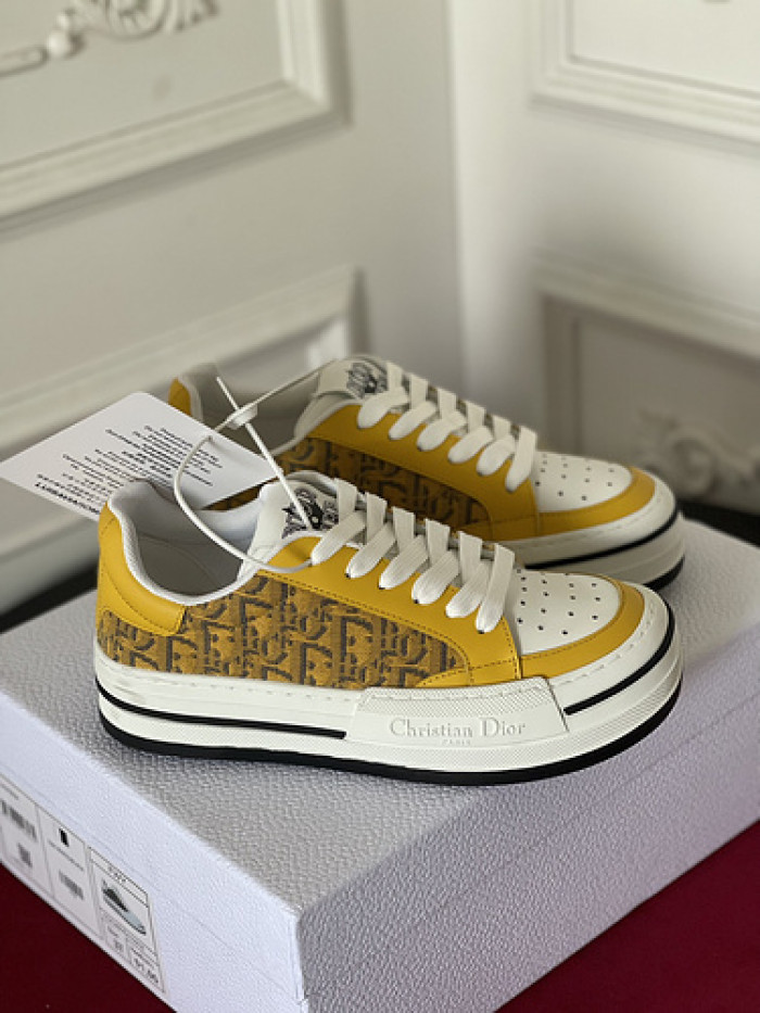dr trainer sneaker