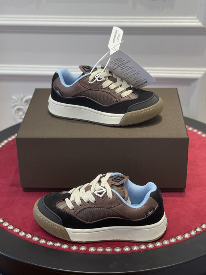 dr trainer sneaker
