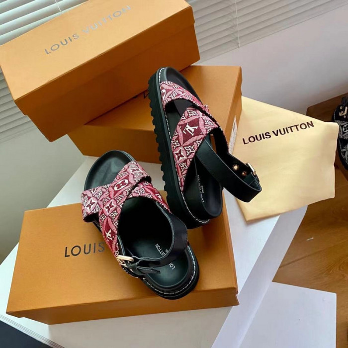 lovt sandal