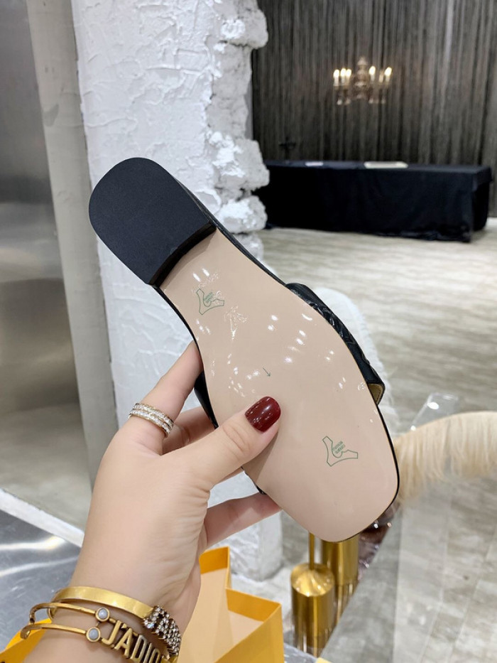 lovt slippers