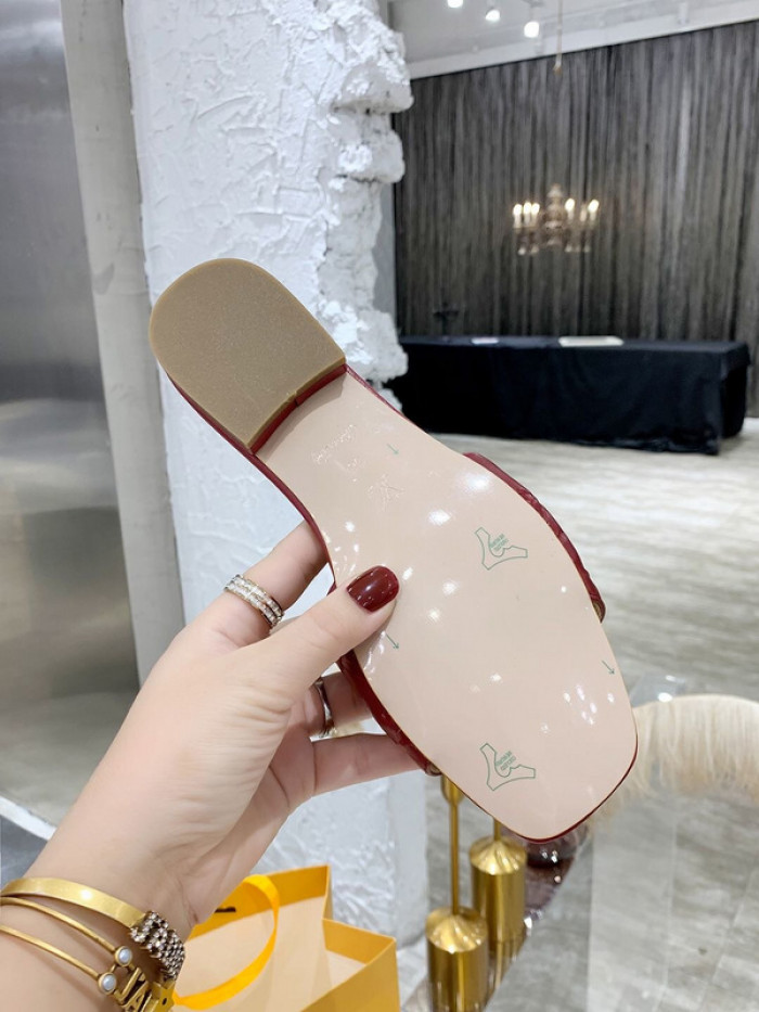 lovt slippers
