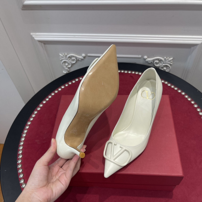 v*lentino heel