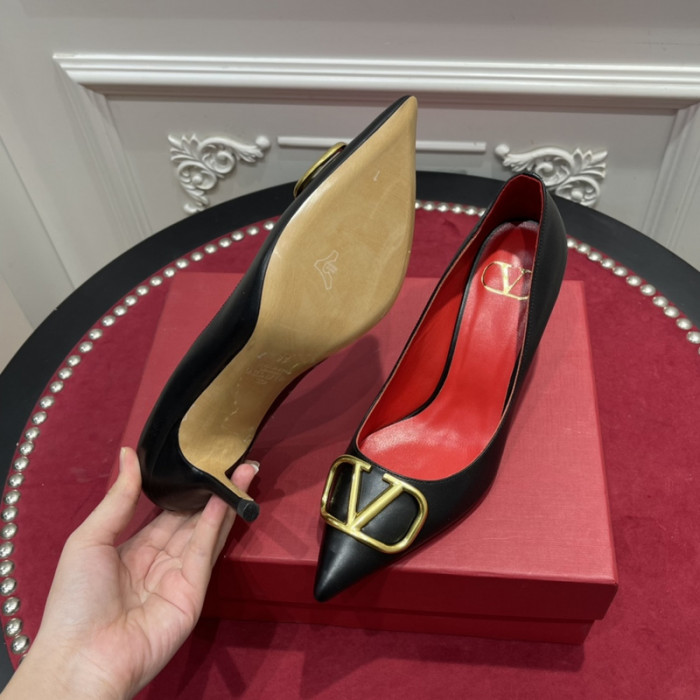 v*lentino heel