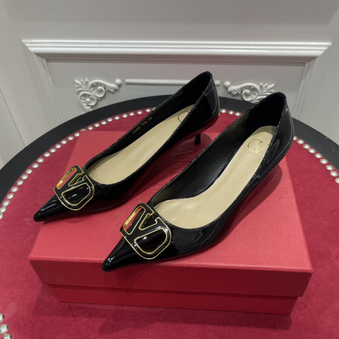 v*lentino heel