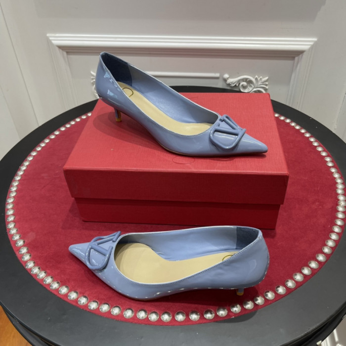 v*lentino heel