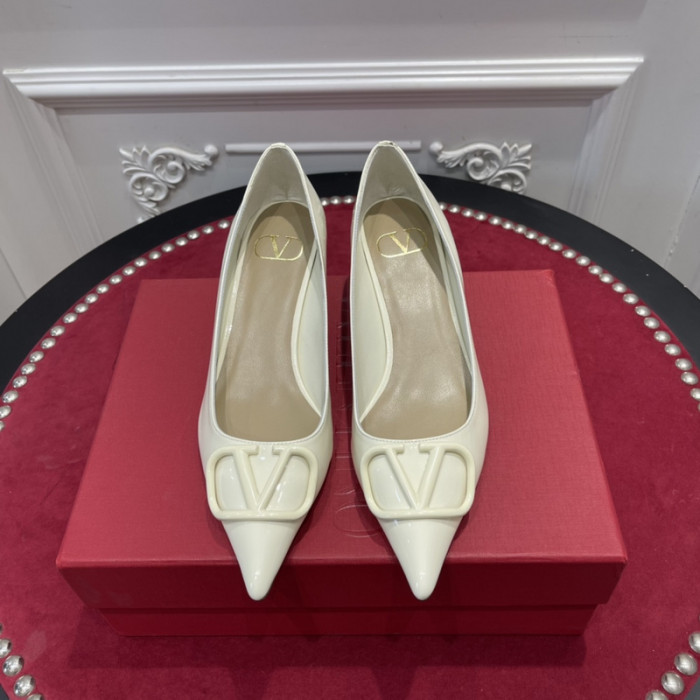 v*lentino heel