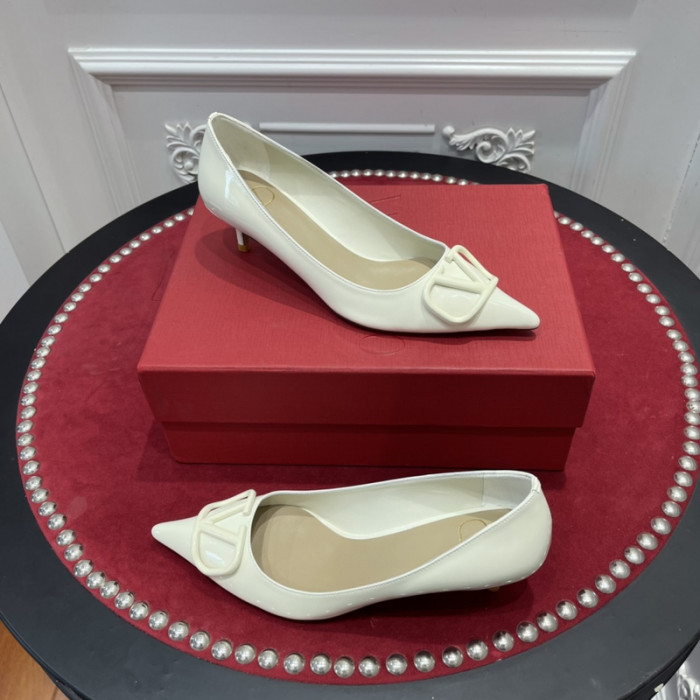 v*lentino heel
