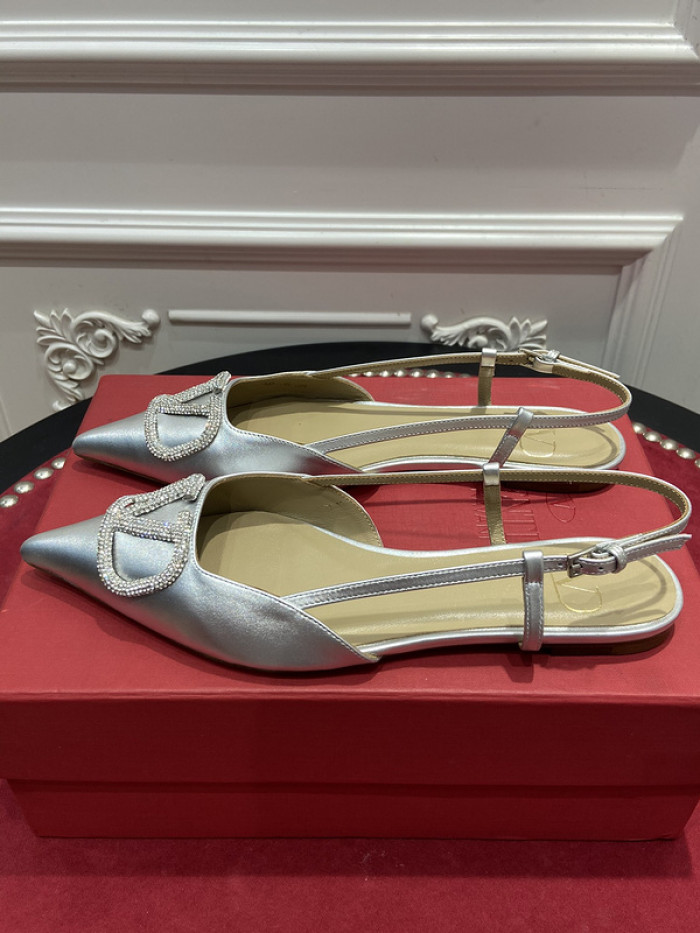 v*lentino heel