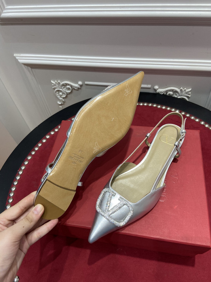 v*lentino heel