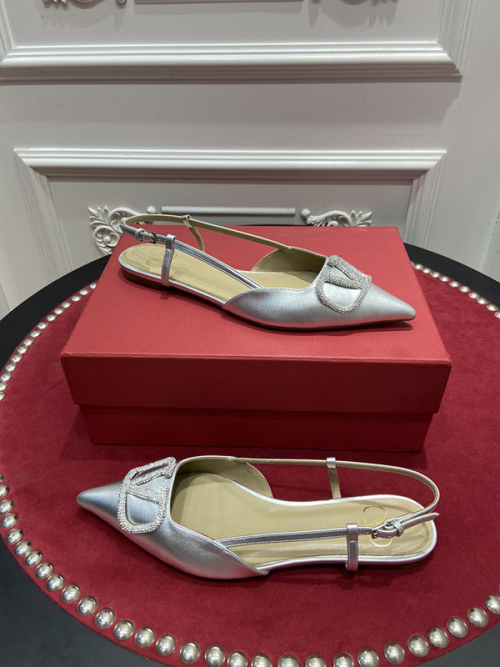 v*lentino heel