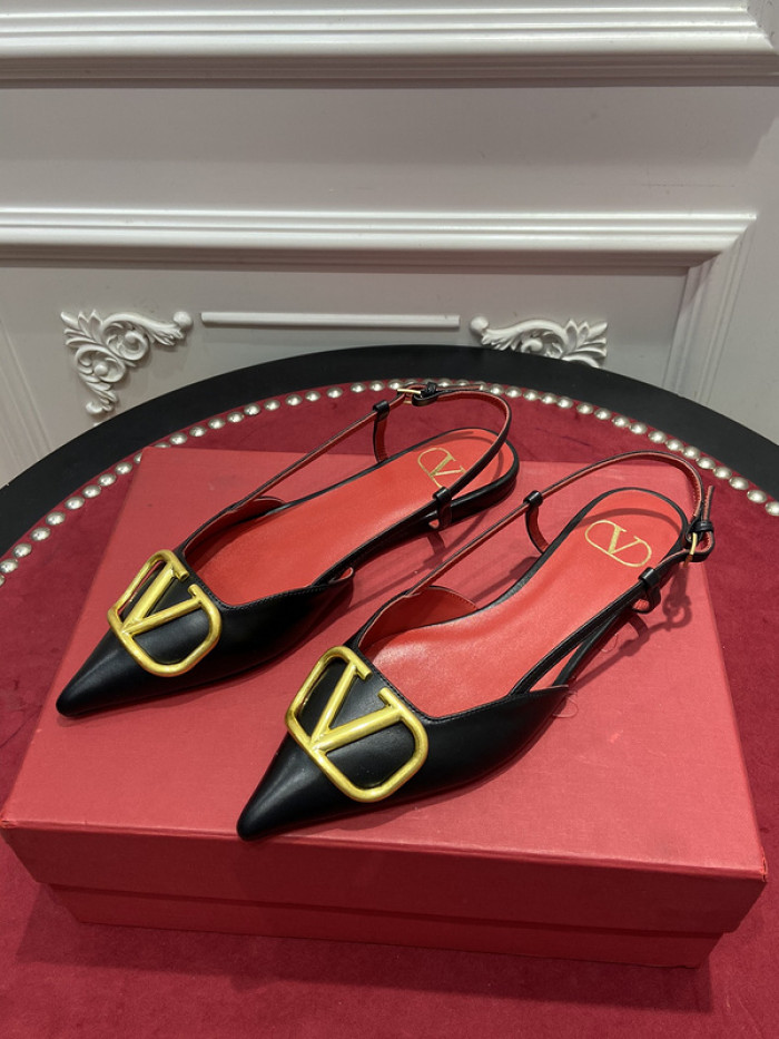 v*lentino heel