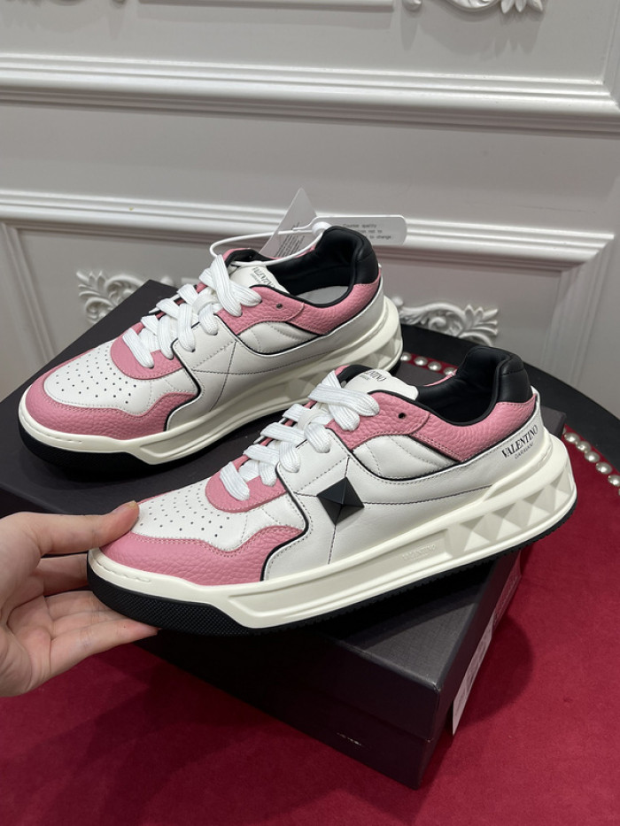 v*lentino sneaker
