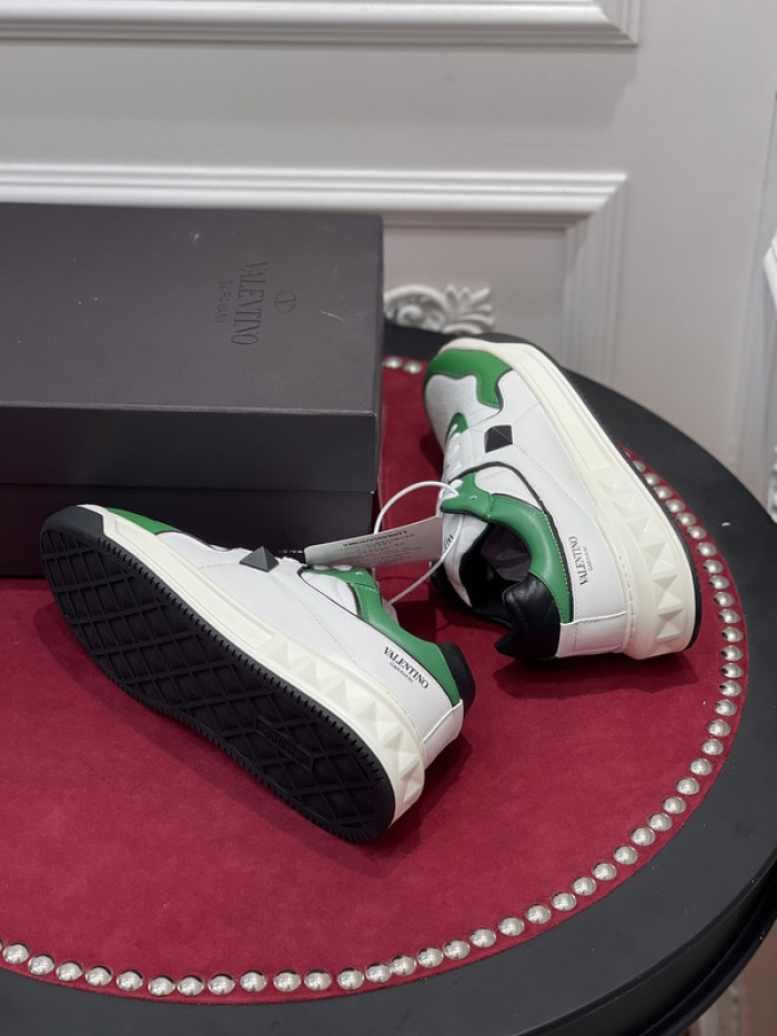 v*lentino sneaker
