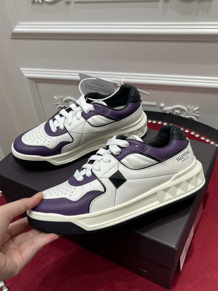 v*lentino sneaker