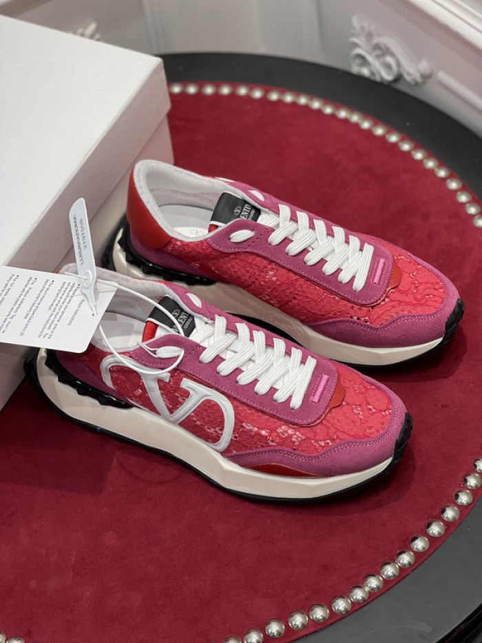 v*lentino sneaker