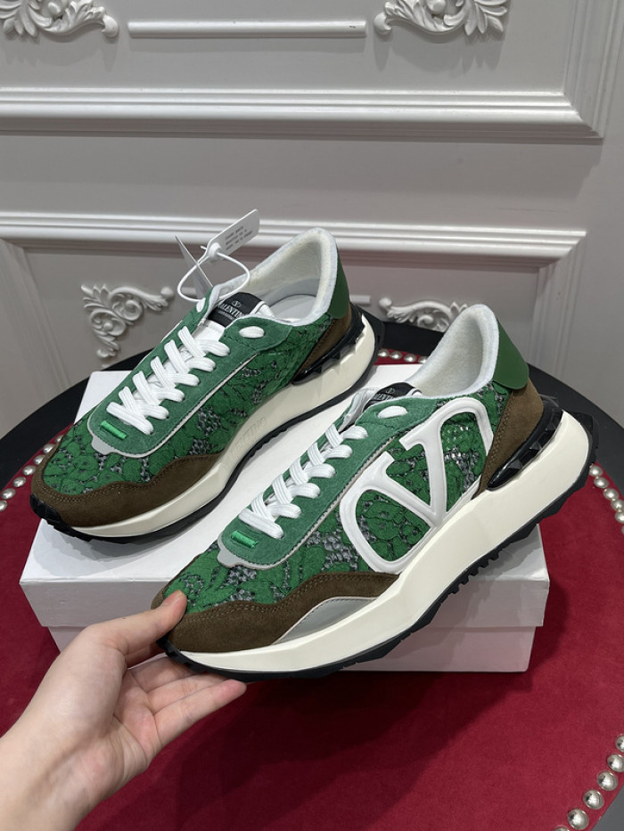 v*lentino sneaker