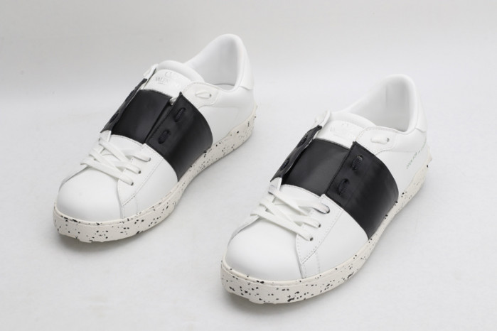 v*lentino sneaker