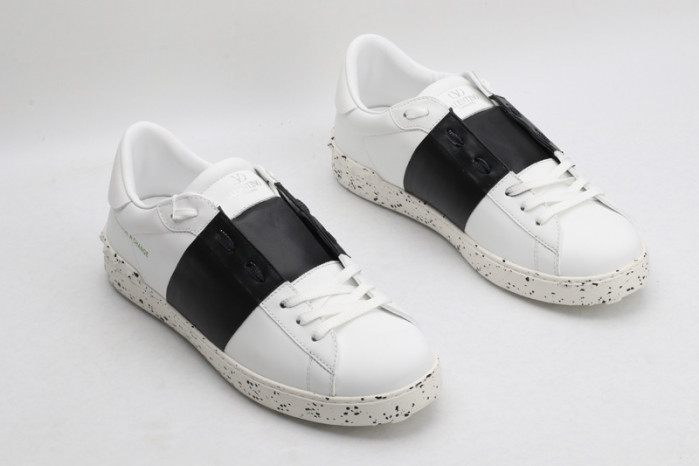 v*lentino sneaker