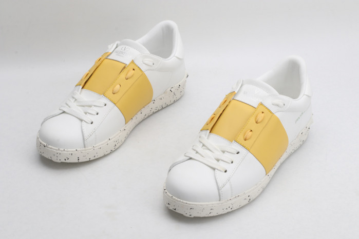 v*lentino sneaker