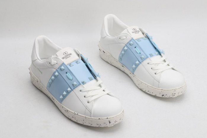 v*lentino sneaker