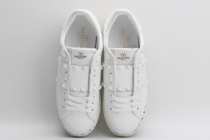 v*lentino sneaker