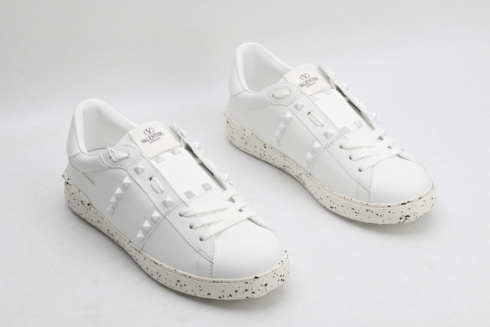 v*lentino sneaker