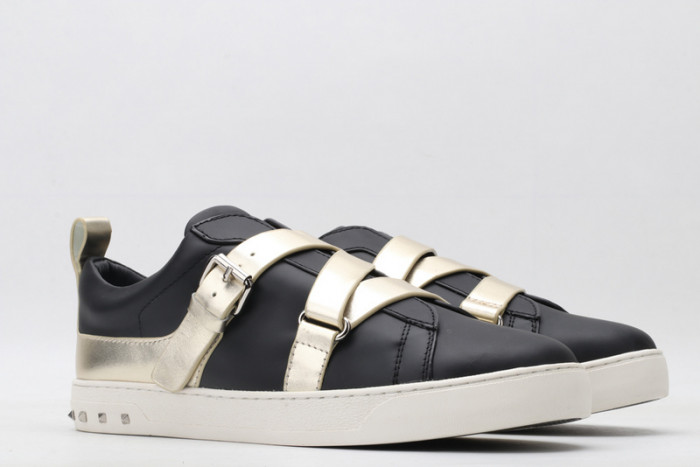 v*lentino sneaker