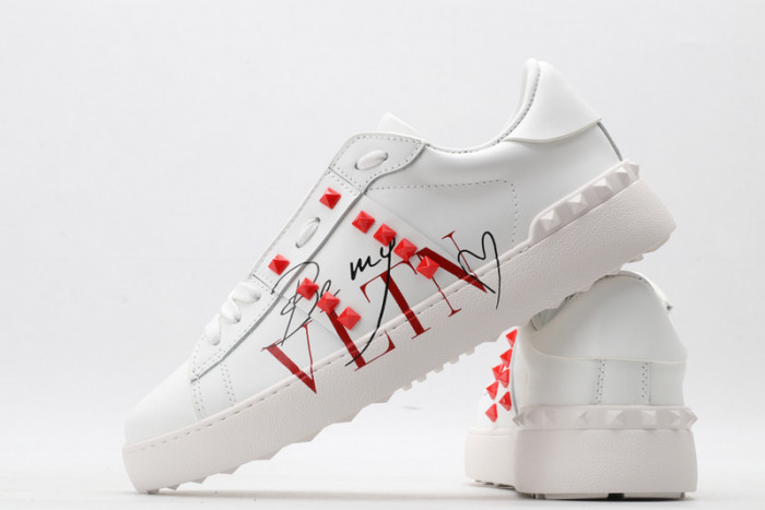 v*lentino sneaker