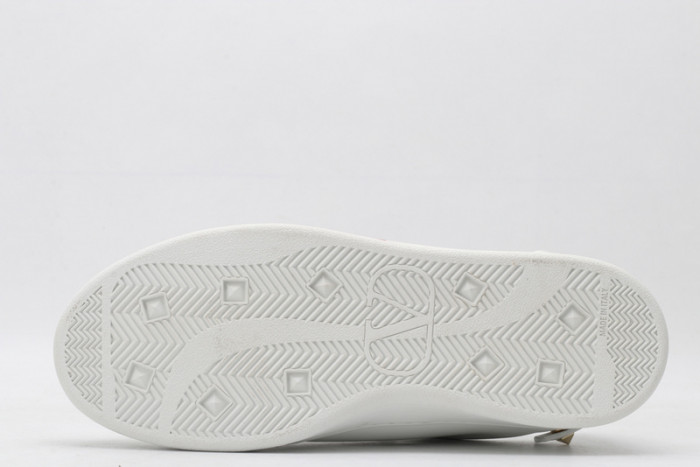 v*lentino sneaker