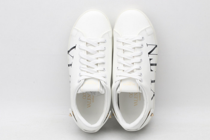 v*lentino sneaker