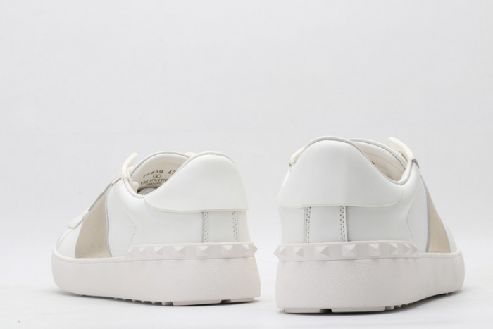 v*lentino sneaker