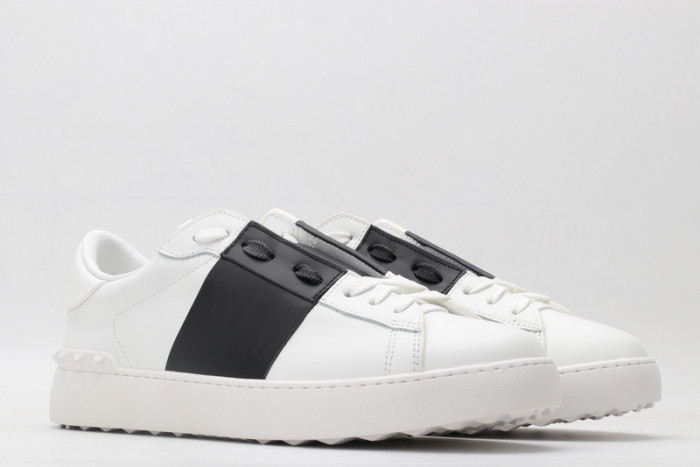 v*lentino sneaker