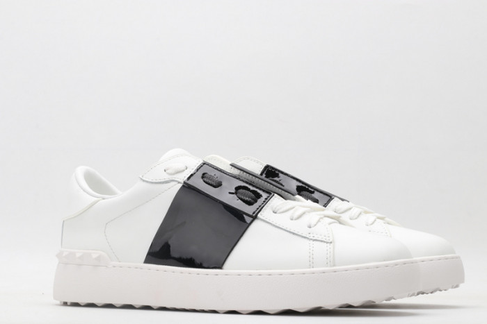 v*lentino sneaker