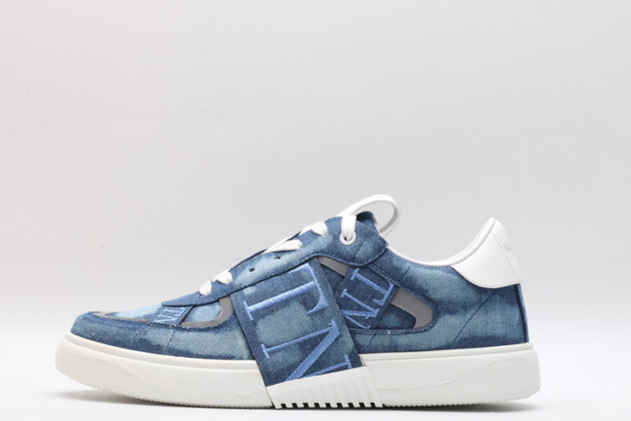 v*lentino sneaker