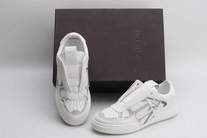 v*lentino sneaker