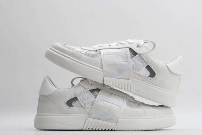 v*lentino sneaker