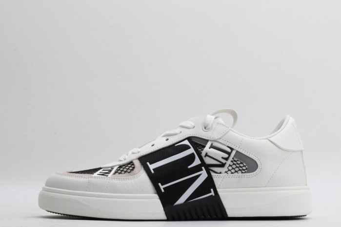 v*lentino sneaker