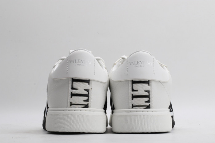 v*lentino sneaker