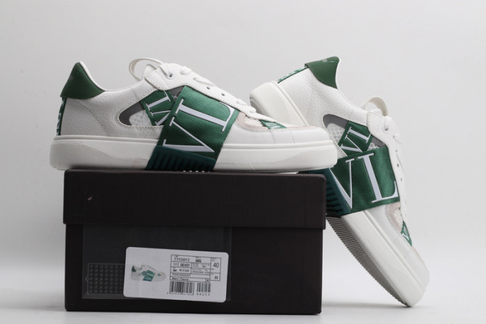 v*lentino sneaker