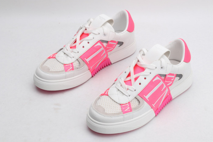 v*lentino sneaker