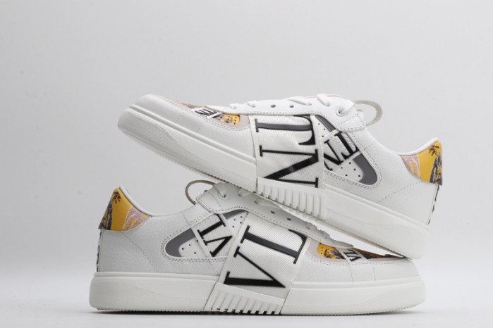 v*lentino sneaker