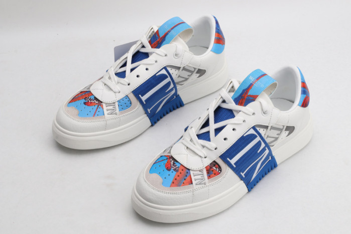 v*lentino sneaker