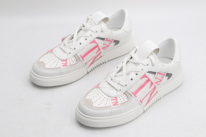 v*lentino sneaker