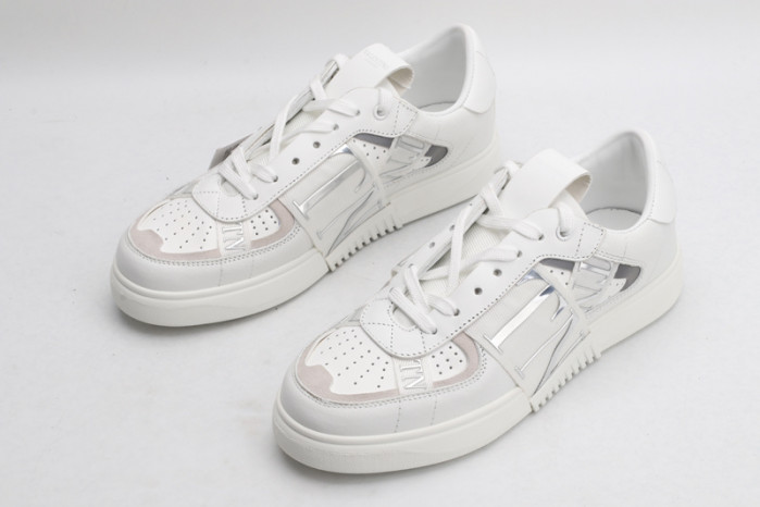 v*lentino sneaker