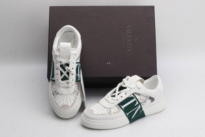 v*lentino sneaker